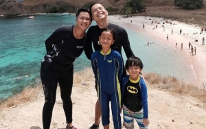 Ernest Prakasa Kode Mau Tambah Momongan Lewat Postingan Ini?