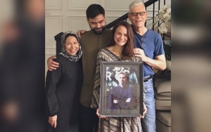 Ayah Ashraf Sinclair Bagikan Foto Adam Menatap Pilu Pusara Sang Kakak
