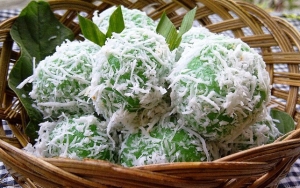 Klepon, Jajanan Manis yang Bisa Bikin Ketagihan Juga Dicintai Banyak Orang