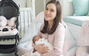 Akhirnya Dikaruniai Momongan Usai 8 Tahun Nikah, Intip 9 Potret Bahagia Shandy Aulia Menjadi Ibu
