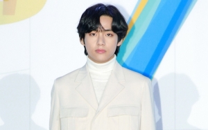 V Buka-Bukaan Soal Tato Wajah dan Lehernya di MV BTS 'ON'