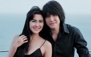 Kevin Aprilio Peluk Kekasih Kelewat Mesra Saat Main Piano Diprotes Terlalu Vulgar