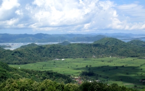 Nikmati Wisata Di Atas Awan Dengan Mengunjungi Batu Hidung Lombok