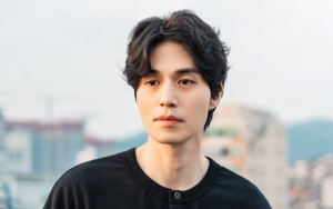 Lee Dong Wook Bantah Terlibat Sekte Penyebar Corona, Komentar Netizen Bikin Ngakak