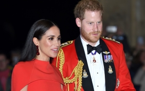 Penampilan Serasi Meghan Markle dan Pangeran Harry di Tugas Terakhir Kerajaan Ini Banjir Pujian