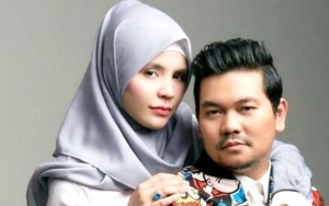 Istri Indra Bekti Jadikan Sang Ibu Panutan Dalam Didik Anak Meski Sering Berdebat