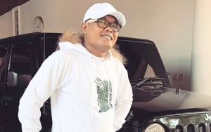Sosok Mirip Sule Video Call Bareng Wanita Cantik Berhijab, Bedak Tebal Jadi Sorotan