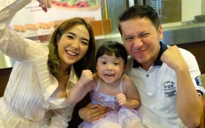 Gading Marten Pamer Foto Bahagia Bareng Gempita dan Gisella Anastasia, Netter Ikutan Girang