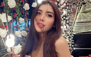 Millen Nekat Pose Telanjang Saat Mandi Bunga di Bathup, Netizen Menjerit