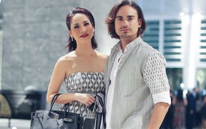 Istri Saleha, BCL dan Noah Peluk Sosok Ashraf Saat Ziarah Makam Bikin Nyesek