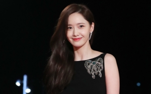 Yoona Seksi Umbar Punggung di Pemotretan, Akui Bosan Feminin dan Ingin Coba-Coba
