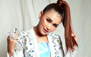 Ayu Ting Ting Beri Balasan 'Ngegas' Gara-Gara Disindir Sering Galau