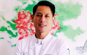 Chef Juna Sempat Ngaku Jadi 'Dilan', Penampilan Berjenggot di Foto Lawas Disorot