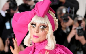 Lady Gaga Tunda Rilis Album Baru 'Chromatica' Akibat Pandemi Corona