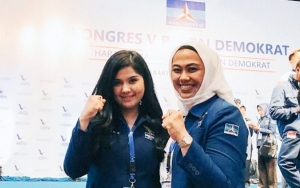 Foto Bareng Bupati Karawang, Annisa Pohan Jawab Dugaan Tertular Corona