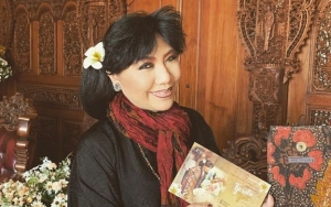 Kisah Haru Anne Avantie Menyumbangkan Produksi APD Gratis Untuk Tenaga Medis