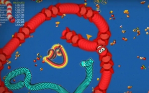 Worms Zone.Io, Game Seru yang Bisa Kamu Mainkan Buat Usir Bosan Saat Di Rumah Aja Karena Corona