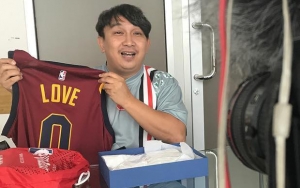Augie Fantinus Donasi Lawan Corona Dengan Cara Unik Terinspirasi dari Bosan 'Di Rumah Aja'