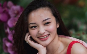 Revina VT Beri Pesan Menohok untuk Para Haters yang Menghina Warna Kulit Tubuhnya