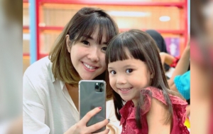 Gempi Ingin Perut Kotak, Gisella Anastasia Bikin Gambar dengan Spidol