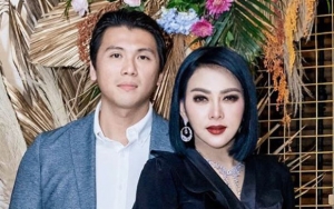 'Ayah Angkat' Syahrini Joget Lawan Corona, Wajah Tampan Masa Lalu Saingi Reino