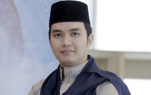  Aldi Taher Segera Menikah Dengan Perempuan 16 Tahun Lebih Muda: Alhamdulillah Dia Dewasa!
