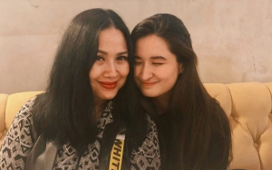 Stephanie Poetri Sempat Terjebak di LA Saat Wabah Corona, Titi DJ Lega Putrinya Pulang