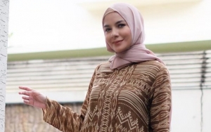 Meisya Siregar Rayakan Ulang Tahun Dengan Virtual Dinner Elegan, Busana Bebi Romeo Bikin Ngakak