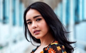 Baju 'Ludes' Dijual, Amanda Manopo Tutupi Tubuh Pakai Bantal