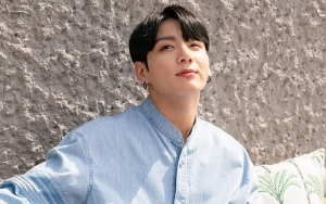 Foto-Foto Balita Bukti Jungkook BTS Tak Berubah, Mata Indah Paling Disorot