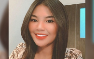 Rosa Meldianti Diledek Gak Punya Teman Karena 'Pass The Brush Challenge' Seorang Diri