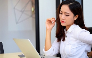 Posisikan Laptop dengan Tepat