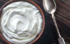 Cukupi Kebutuhan Cairan dan Konsumsi Yoghurt