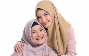Zaskia Sungkar Akan Jalani Operasi Transfer Embrio, Fanny Bauty Minta Doa