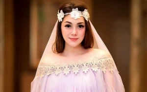 Sempat Ngamuk, Celine Evangelista Tunjukkan Aksi Mulia Bagi-Bagi Ratusan Sembako di Bali
