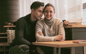 Meski Tak Jalani Puasa Ramadan, Donna Agnesia dan Darius Siapkan Takjil Untuk Satpam 