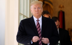 Trump Tak Berencana Perpanjang Social Distancing di AS Meski Sudah Tembus 1 Juta Kasus COVID-19