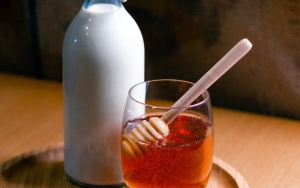 Minum Susu Kehamilan dan Konsumsi Vitamin