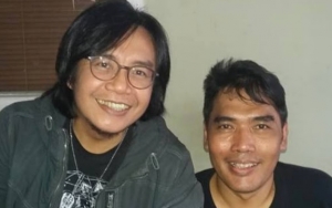 Berduka Erwin Eks Bassist Wafat, Ari Lasso Unggah Foto Jadul Dewa 19 Formasi Lawas 