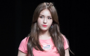 Jeon Somi Buka Rahasia, Ternyata Suka Baca Fanfic Lesbian Dewasa Dirinya dengan Member IOI