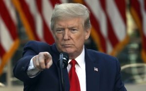Trump Janjikan Vaksin Corona Sebagai Bahan Kampanye Pilpres AS