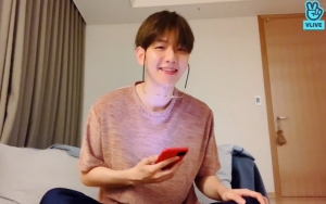 Baekhyun Rayakan Ultah Saat Siaran Live dan Bocorkan Tempat Semua Member EXO Ngumpul