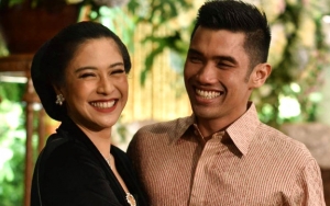 Dian Sastro Ternyata Tak Pernah Dipuji Cantik oleh Sang Suami