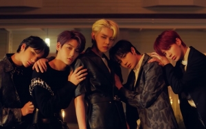 TXT Tampil Ceria Namun Emosional Dalam Teaser MV Comeback 'Can't You See Me'