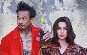 Sibuk Bahas Konspirasi Corona, Jerinx SID Ngaku Hidup Andalkan Penghasilan Sang Istri