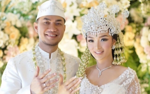 Zaskia Gotik Beri Reaksi Mengejutkan Saat Suami Pamer Video Sang Putri Cantik Main TikTok
