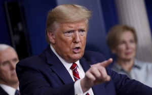 Trump Ngamuk Usai Diberitakan Main Golf Saat Corona