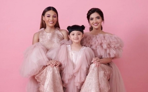Ashanty Beri Hadiah Lebaran Berupa Kalung Berlian Untuk Aurel Hermansyah dan Arsy