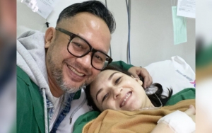 Mona Ratuliu Tertidur Sambil Pangku Anak, Indra Brasco Salfok dengan Wajah Cantiknya