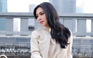 Karma Ejek Syahrini, Foto Seksi Haters Doyan Hermes KW Jadi Tertawaan
